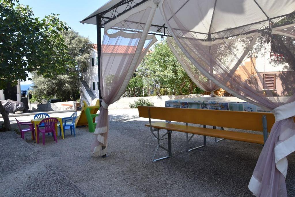 Apartmani Meri Razanj Ngoại thất bức ảnh