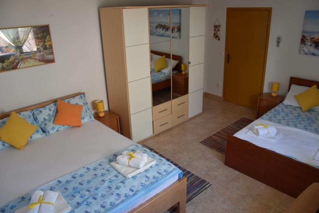 Apartmani Meri Razanj Ngoại thất bức ảnh
